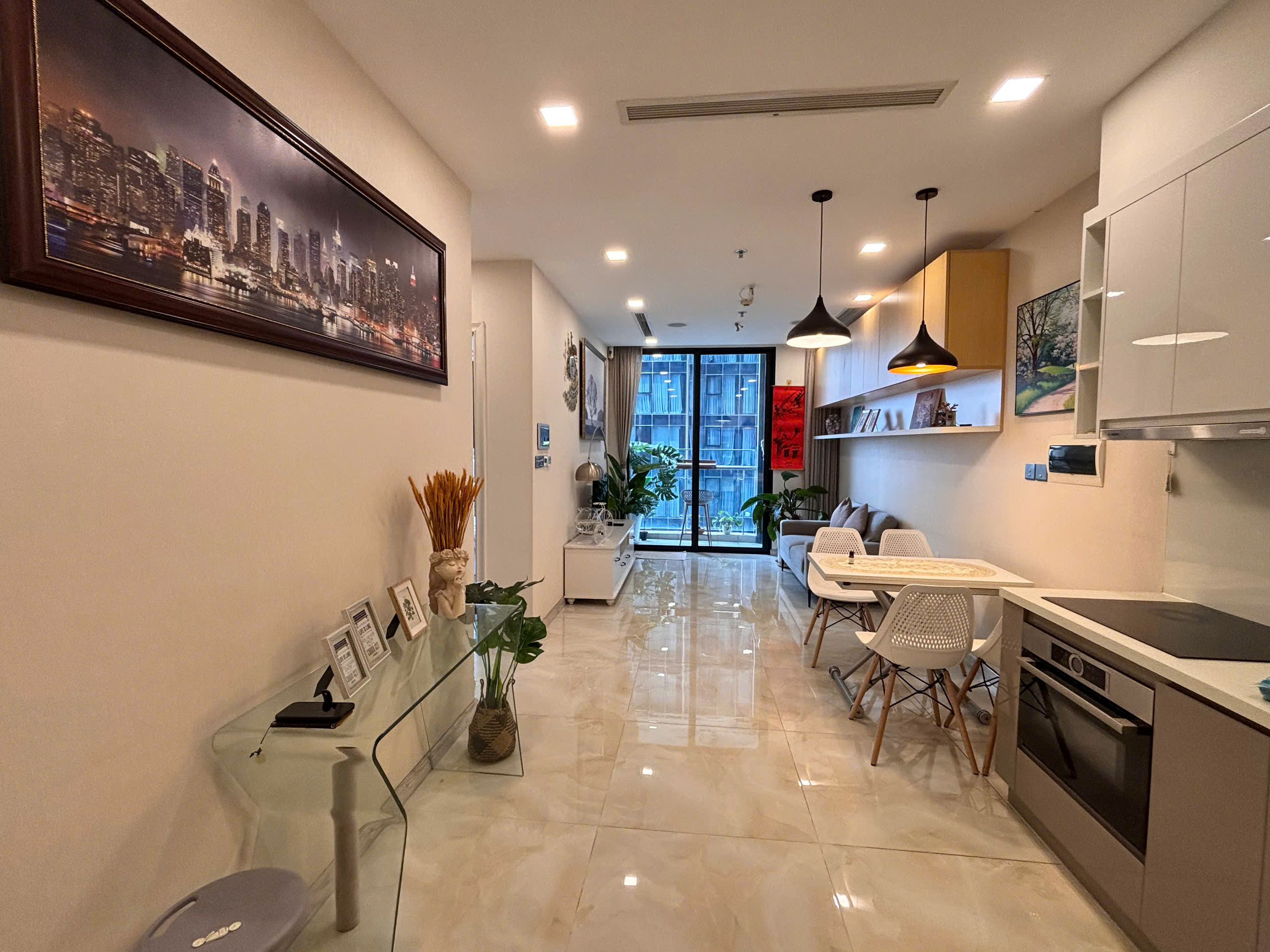 Các Tiện Nghi Đi Kèm Khi Nhận Nhà Tại Căn Hộ Vinhomes Ba Son Quận 1