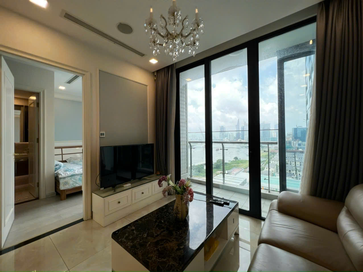 Giải Đáp&nbsp;Vinhomes Golden River Bàn Giao Năm Nào?