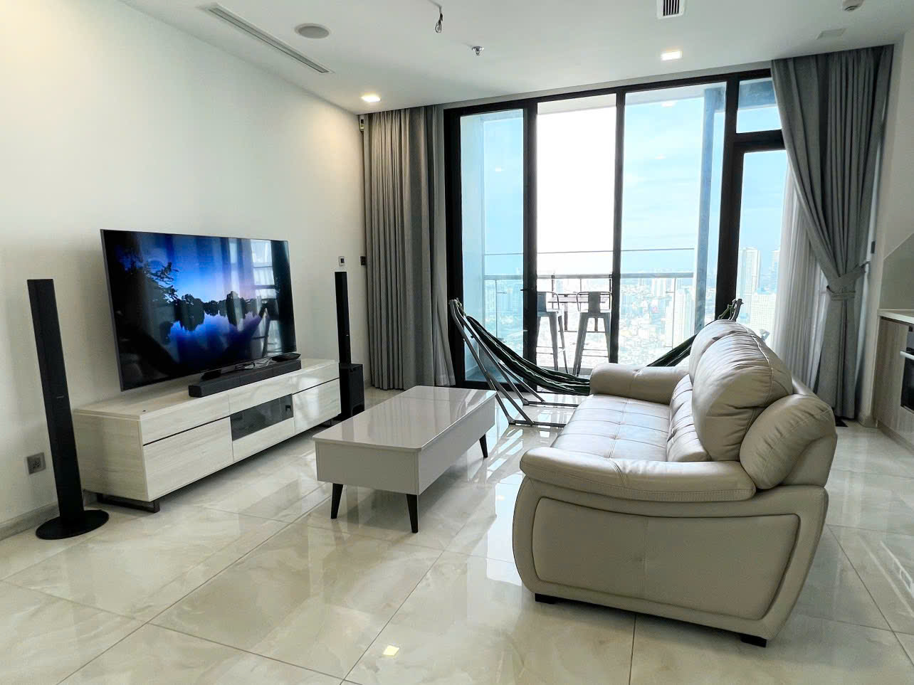 Bán Căn Hộ Vinhomes BaSon – 3 Phòng Ngủ, 109m², View Tuyệt Đẹp
