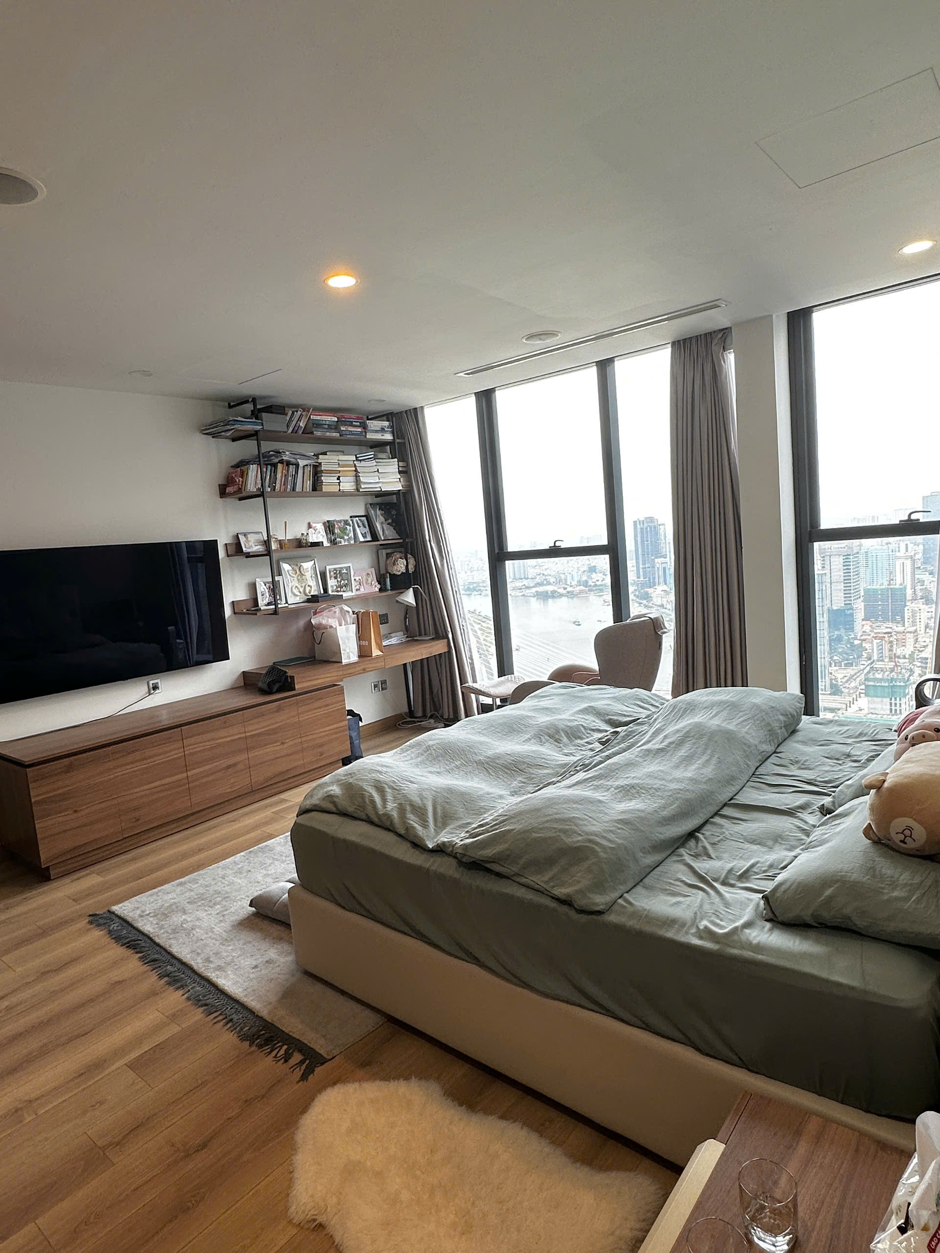 Thuê Căn Hộ Vinhomes BaSon Quận 1