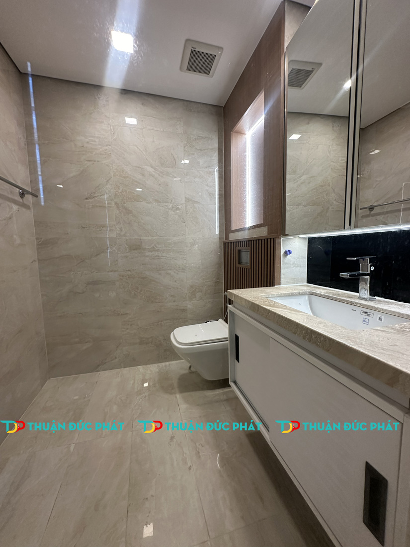 Cho thuê căn hộ Vinhomes Golden River full nội thất 3PN 118m2