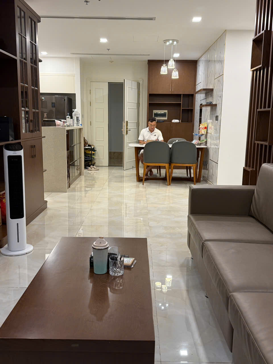 Căn Hộ 3 Phòng Ngủ Vinhomes Bason