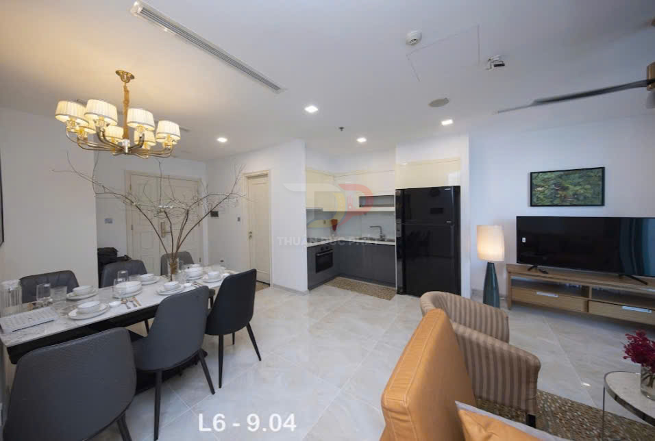 Bán căn hộ Lux 6 Vinhomes Golden River 2 phòng ngủ full nội thất view xéo sông và Thảo Cầm Viên