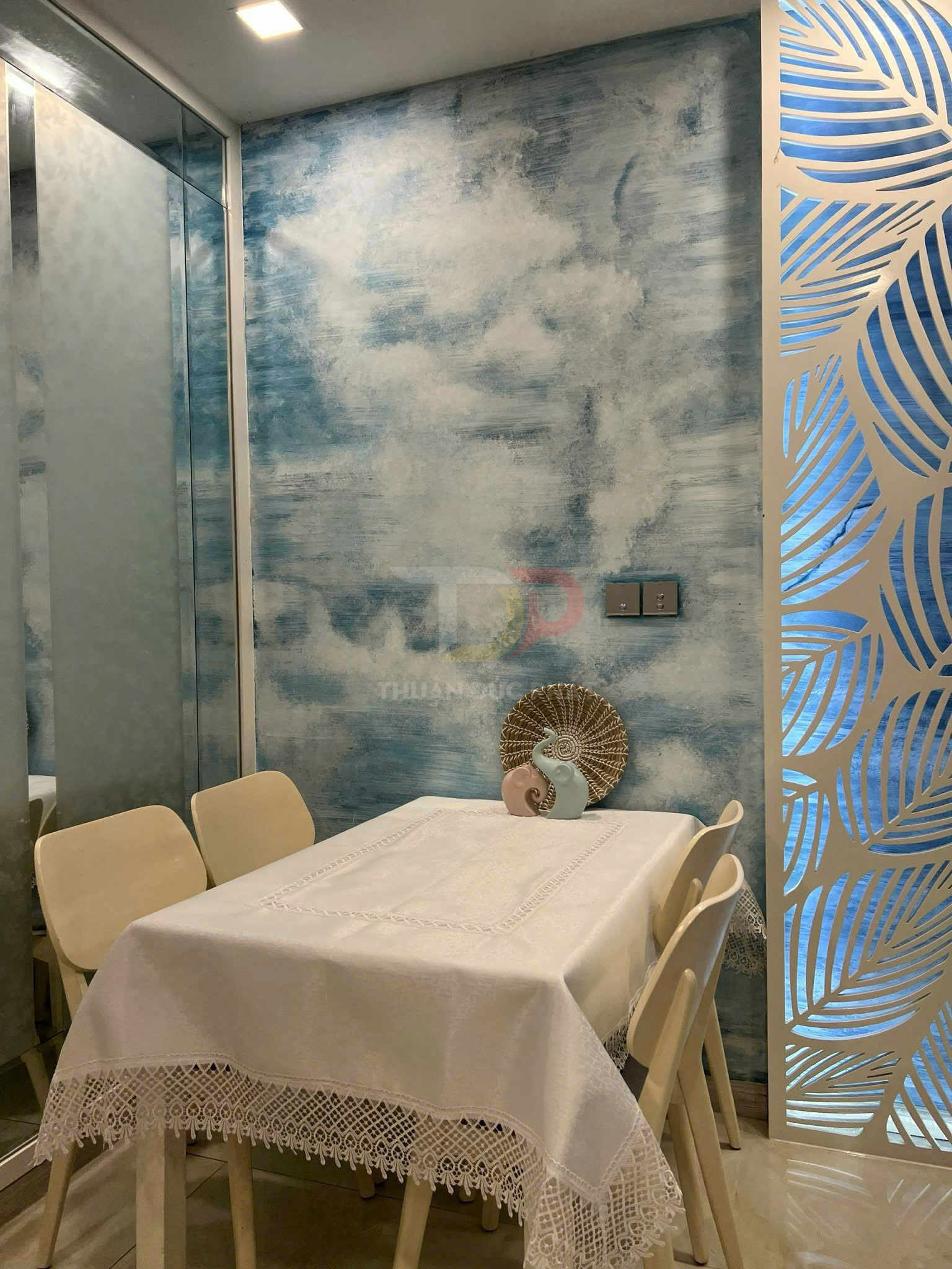 Bán Căn Hộ Vinhomes Golden River Aqua 1 1 Phòng Ngủ 48,7 Mét Vuông View Sông Thành Phố Full Nội Thất Giá 10,2 Tỷ