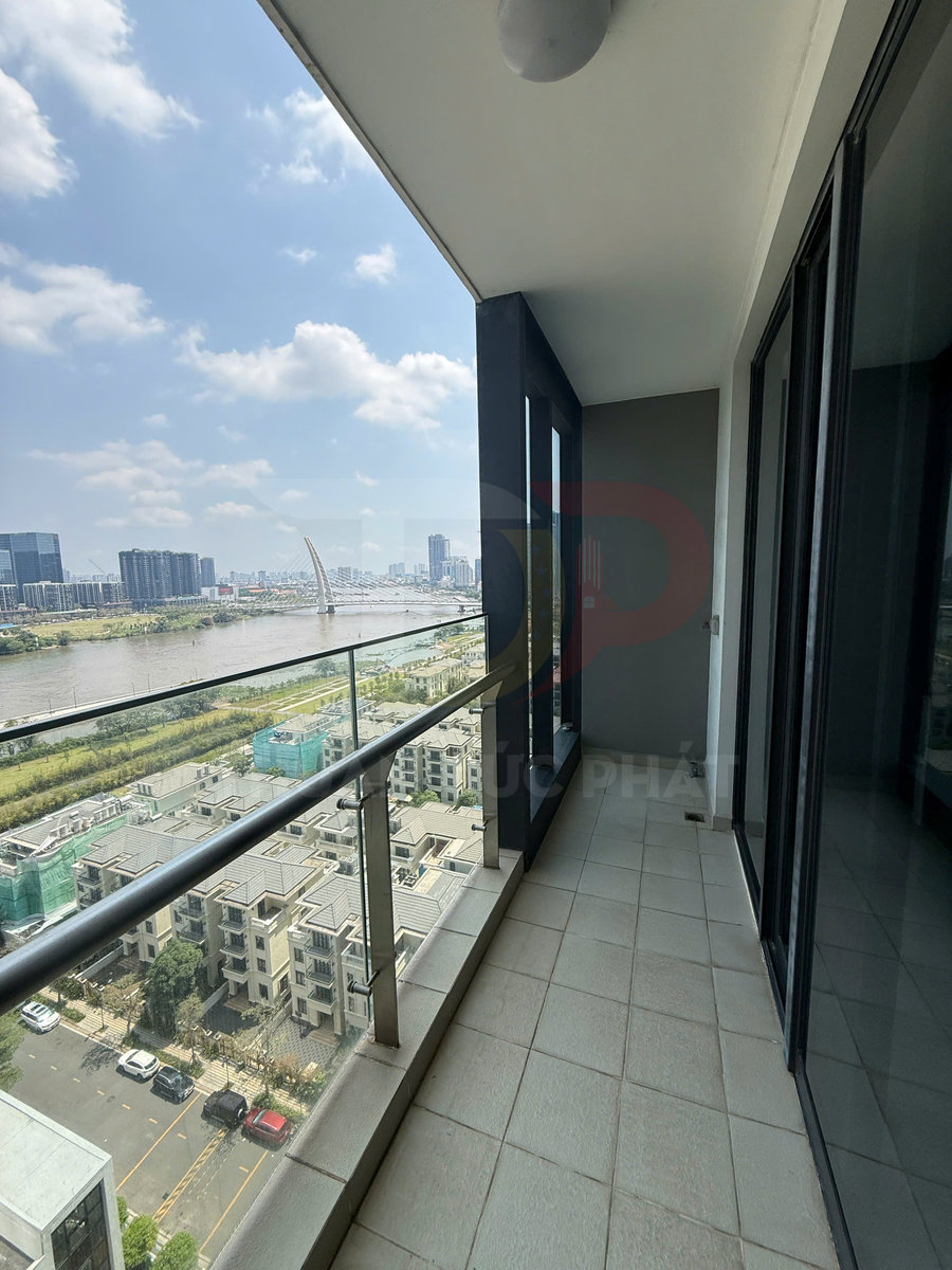 Thuê căn hộ Vinhomes Golden River Aqua 1 3 phòng ngủ view trực diện sông, thành phố và Bitexco, full nội thất đẹp giá 50 triệu Net