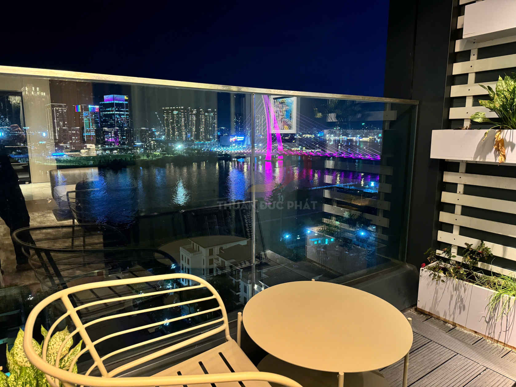 Cho Thuê Căn Hộ Grand Marina Saigon Sea 1 Phòng Ngủ View Sông Full Nội Thất Cao Cấp Giá 70 Triệu