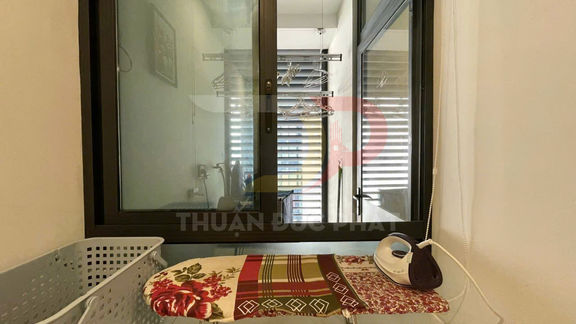 Cho Thuê Căn Hộ Aqua 2 Vinhomes Golden River 2 Phòng Ngủ Layout Dọc Giá 27 Triệu Xem Nhà Hẹn Trước