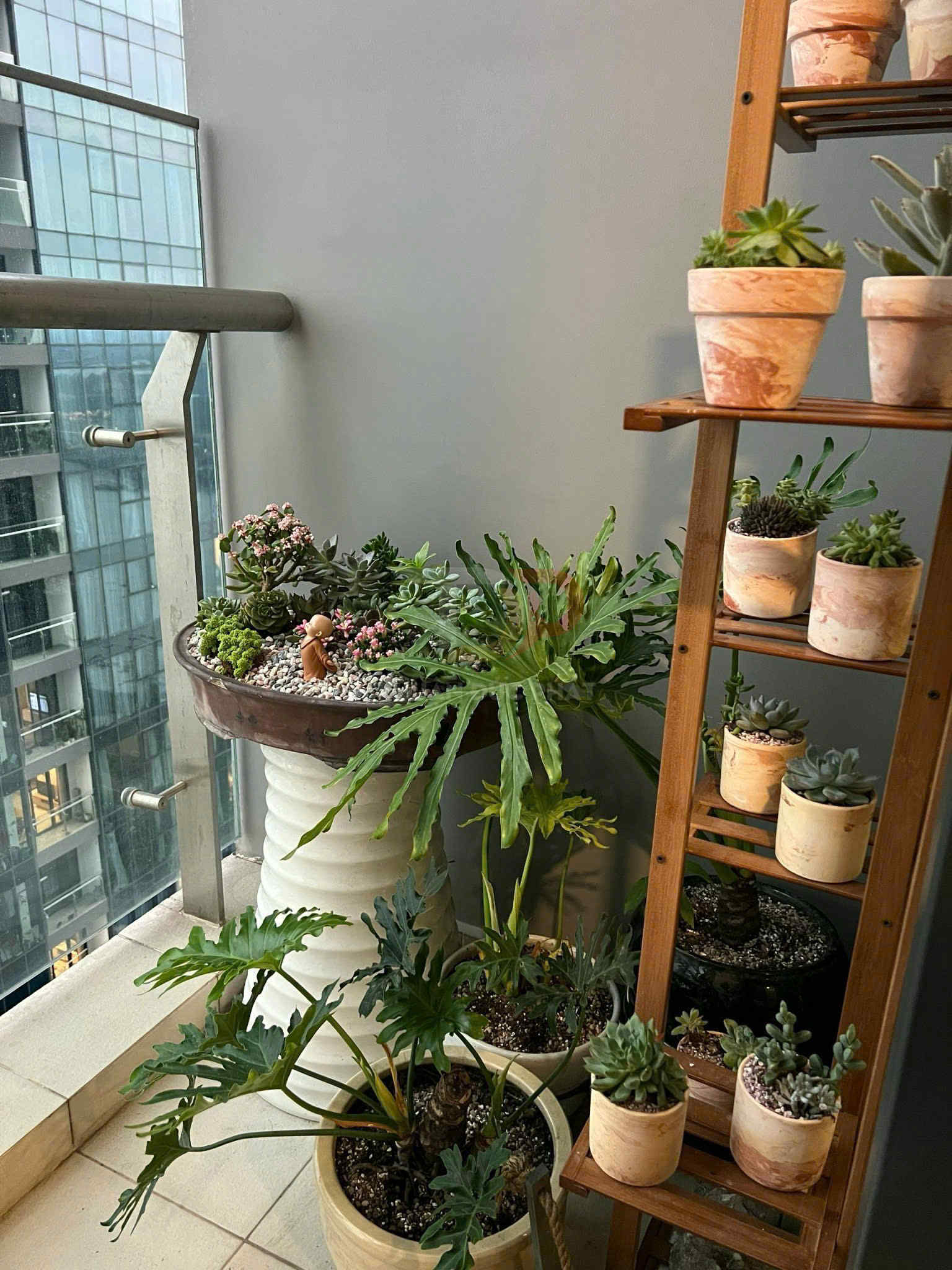 Bán Căn Hộ Vinhomes Golden River Aqua 1 1 Phòng Ngủ 48,7 Mét Vuông View Sông Thành Phố Full Nội Thất Giá 10,2 Tỷ