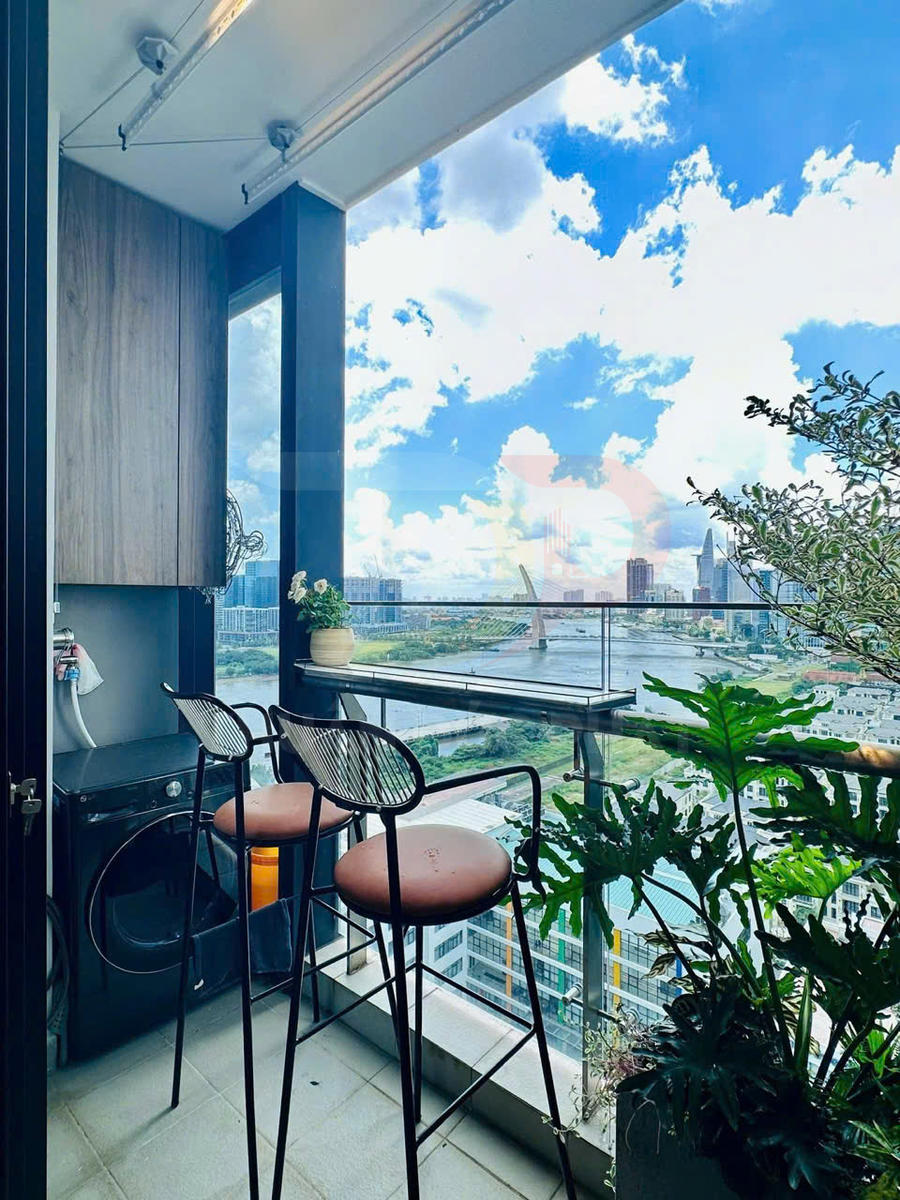 Cho Thuê Căn Hộ Vinhomes Golden River Tòa Aqua 3 Một Phòng Ngủ View Bitexco Full Nội Thất Siêu Đẹp