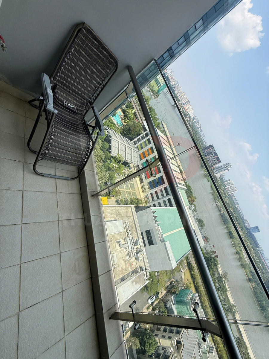 Thuê căn hộ Vinhomes Golden River Aqua 1 3 phòng ngủ view trực diện sông, thành phố và Bitexco, full nội thất đẹp giá 50 triệu Net