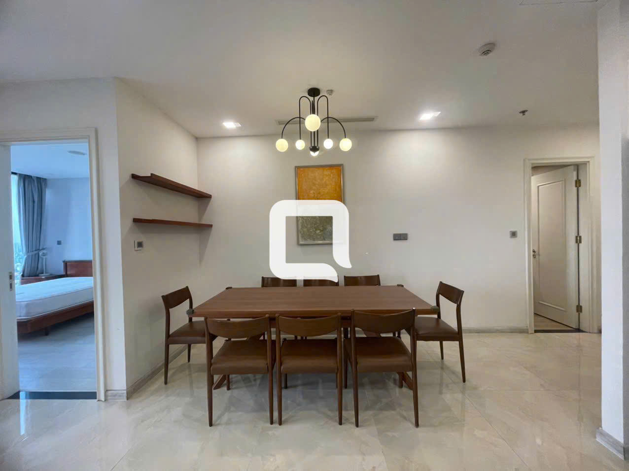 Cho thuê căn hộ Vinhomes Golden River Aqua 2 3 phòng ngủ full nội thất view sông thành phố Thảo Cầm Viên giá 36 triệu net