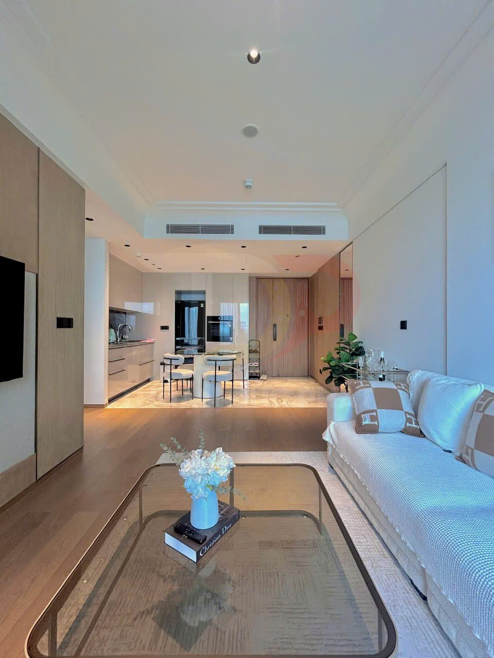 Cho thuê căn hộ Grand Marina Saigon tòa Sea 2 phòng ngủ 92 mét vuông view sông giá 80 triệu đồng