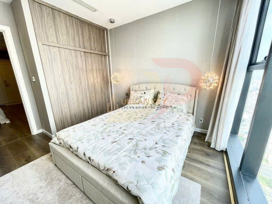 Cho thuê căn hộ Aqua 2 Vinhomes Golden River 118 mét vuông, 3 phòng ngủ, nội thất cao cấp