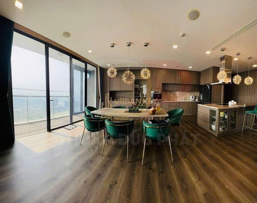 Cho thuê căn hộ Aqua 2 Vinhomes Golden River 118 mét vuông, 3 phòng ngủ, nội thất cao cấp