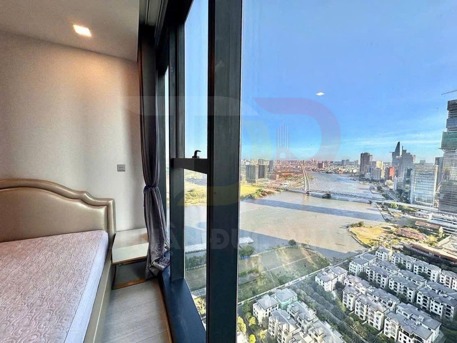 Cho thuê căn hộ Vinhomes Golden River Aqua 1 hai phòng ngủ 74 mét vuông view sông Sài Gòn giá 35 triệu
