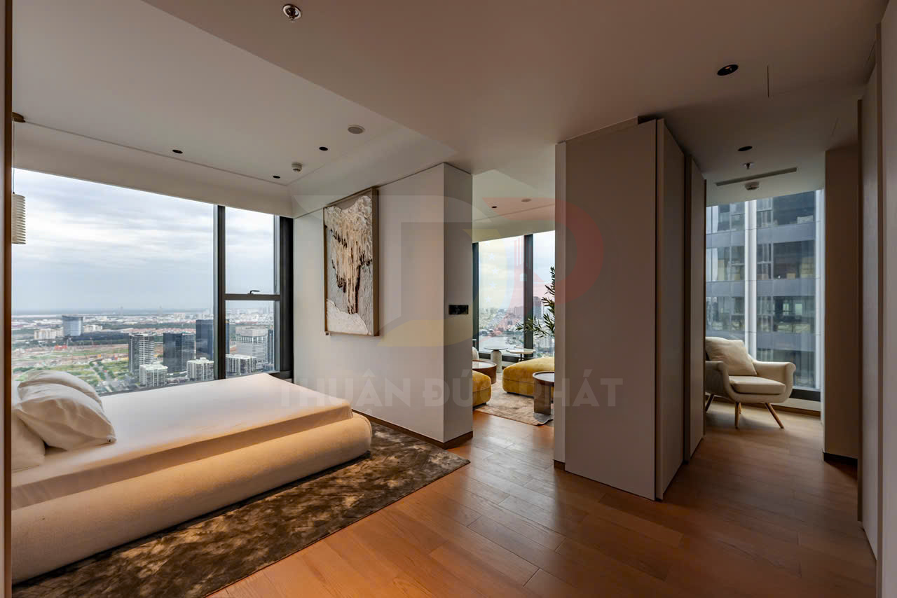 Bán căn hộ Grand Marina Sài Gòn 237m² giá 170 tỷ, không gian rộng và tầm nhìn sông