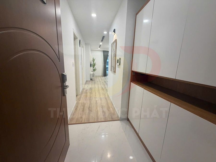 Bán căn hộ Landmark 1 Vinhomes Central Park 54,3 mét vuông giá 8,3 tỷ đồng bao phí, đã có sổ
