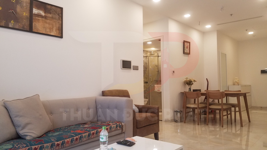 Cho thuê căn hộ Vinhomes Golden River Aqua 1 một phòng ngủ 50 mét vuông, nội thất cao cấp