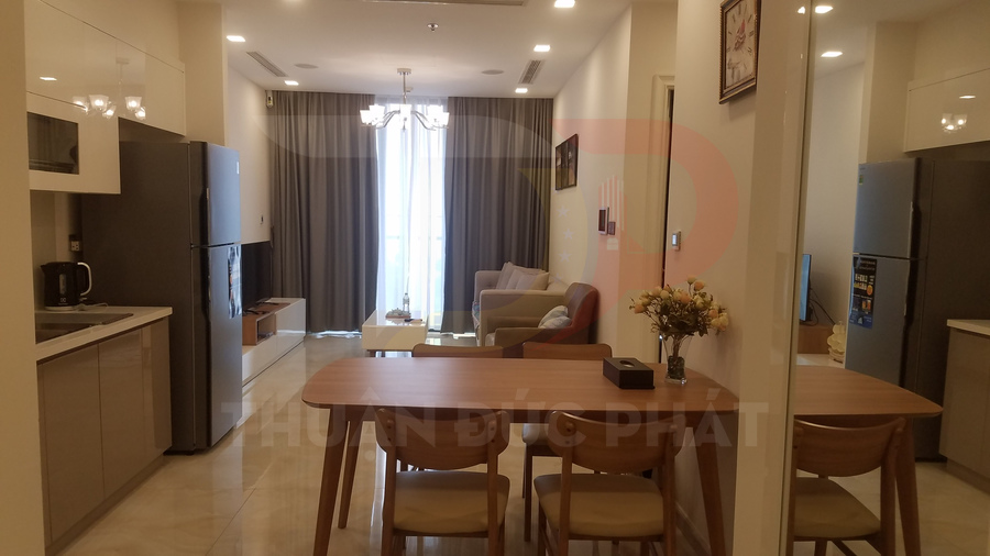 Cho thuê căn hộ Vinhomes Golden River Aqua 1 một phòng ngủ 50 mét vuông, nội thất cao cấp