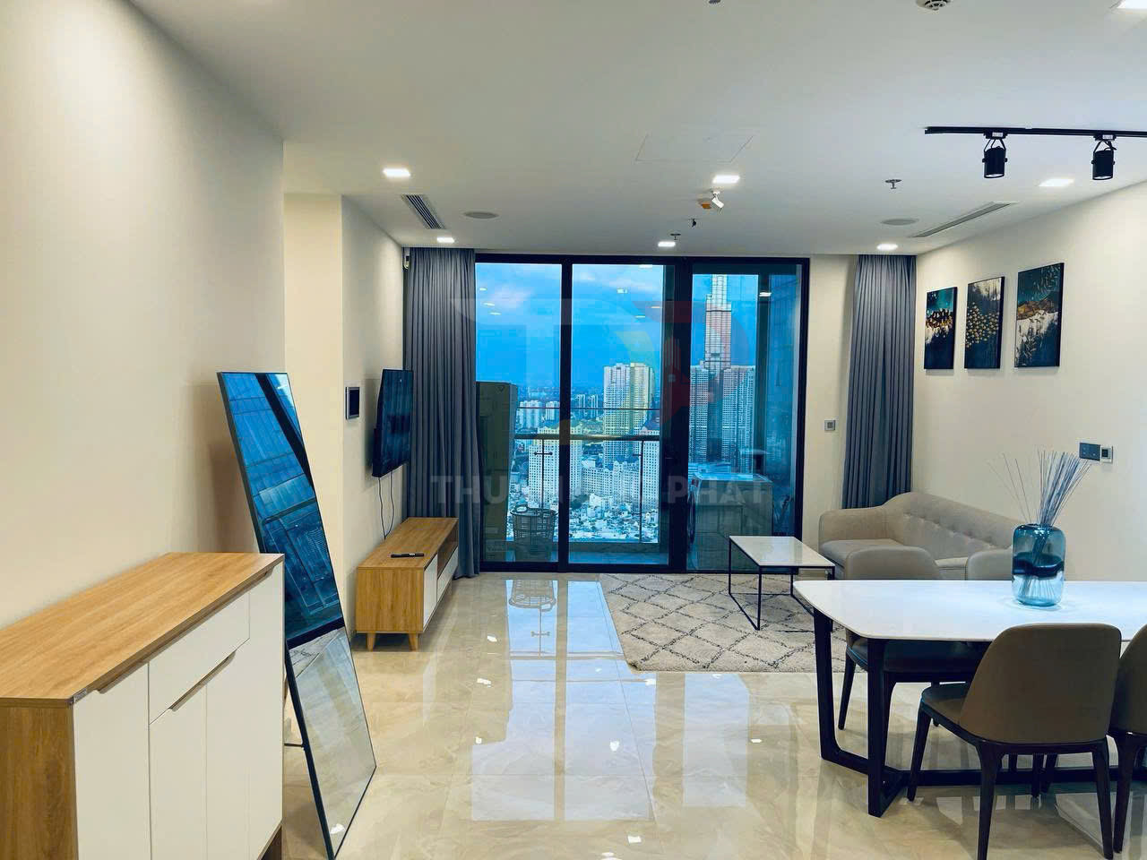 Bán căn hộ Vinhomes Golden River Aqua 1 full nội thất 2 phòng ngủ view Thành Phố và Landmark 81, diện tích 83 m2 giá 17.5 tỷ