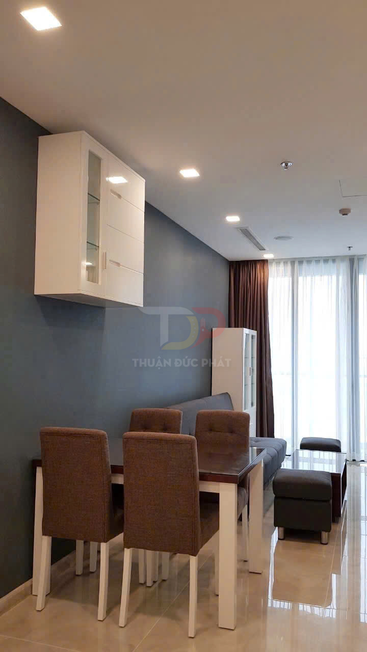 Bán căn hộ 1 phòng ngủ Vinhomes Golden River Aqua 3 full nội thất view Landmark 81 giá 11.2 tỷ sổ hồng lâu dài