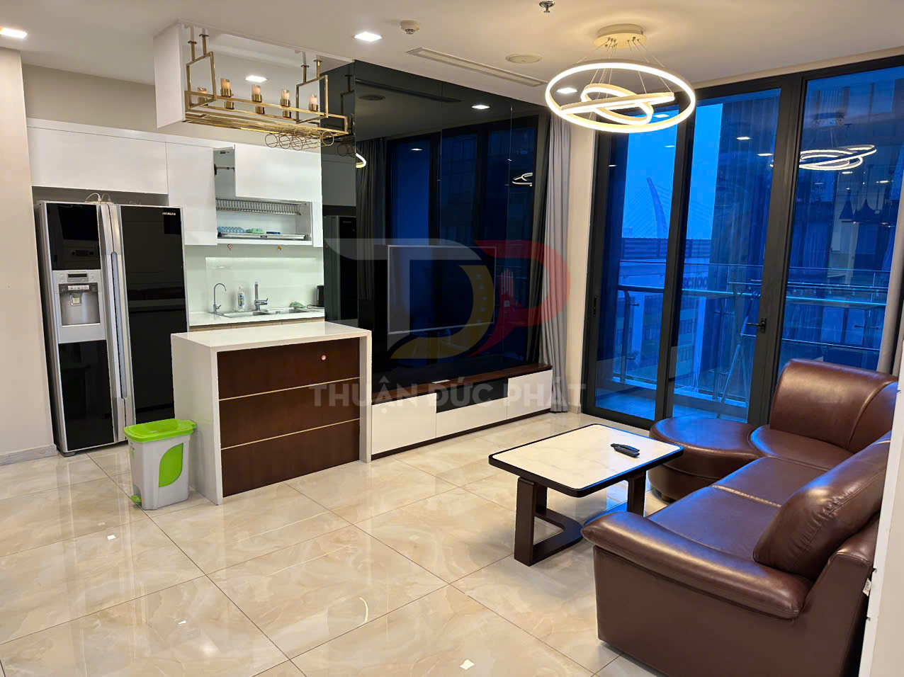 Cho Thuê Căn Hộ Vinhomes Golden River Aqua 4 3 Phòng Ngủ Full Nội Thất View Thành Phố Và Thảo Cầm Viên Giá 45 Triệu