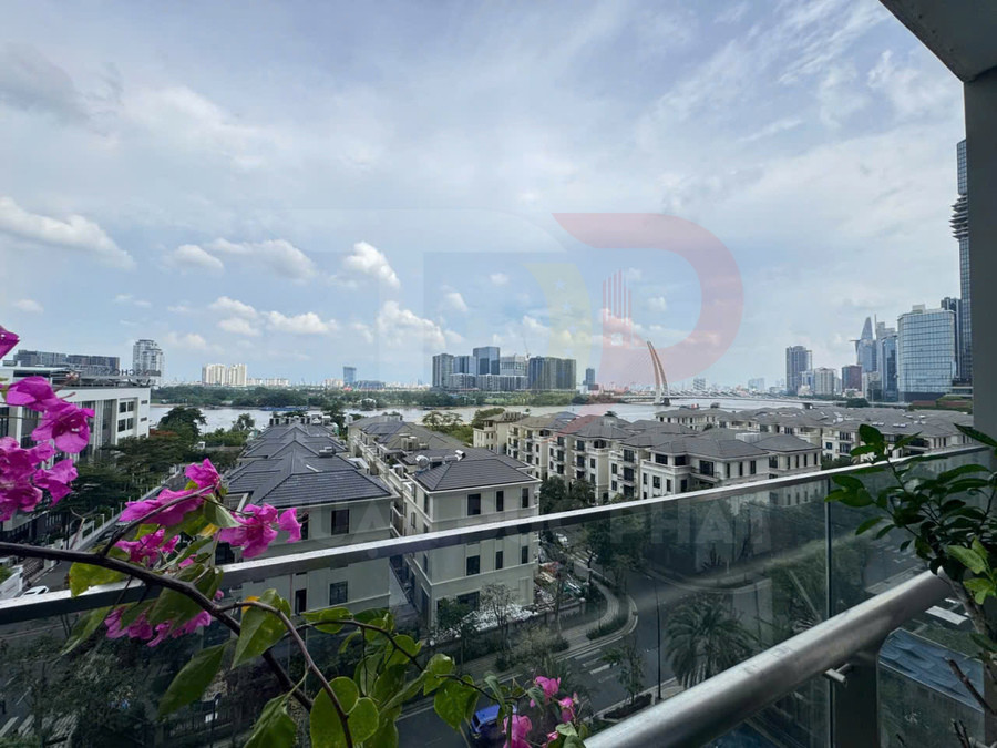 Cho thuê căn hộ Lux 6 Vinhomes Golden River 3 phòng ngủ, diện tích 126,4 mét vuông, giá 55 triệu đồng