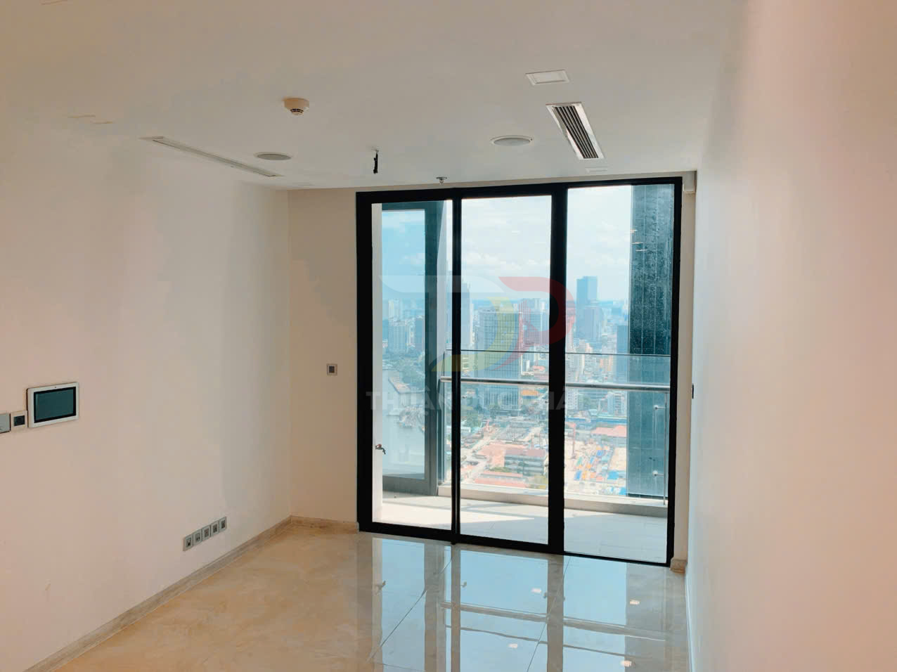 Bán căn hộ Vinhomes Golden River Aqua 2 view sông và Bitexco diện tích 49.5m2 giá 12.5 tỷ phù hợp đầu tư và ở lâu dài