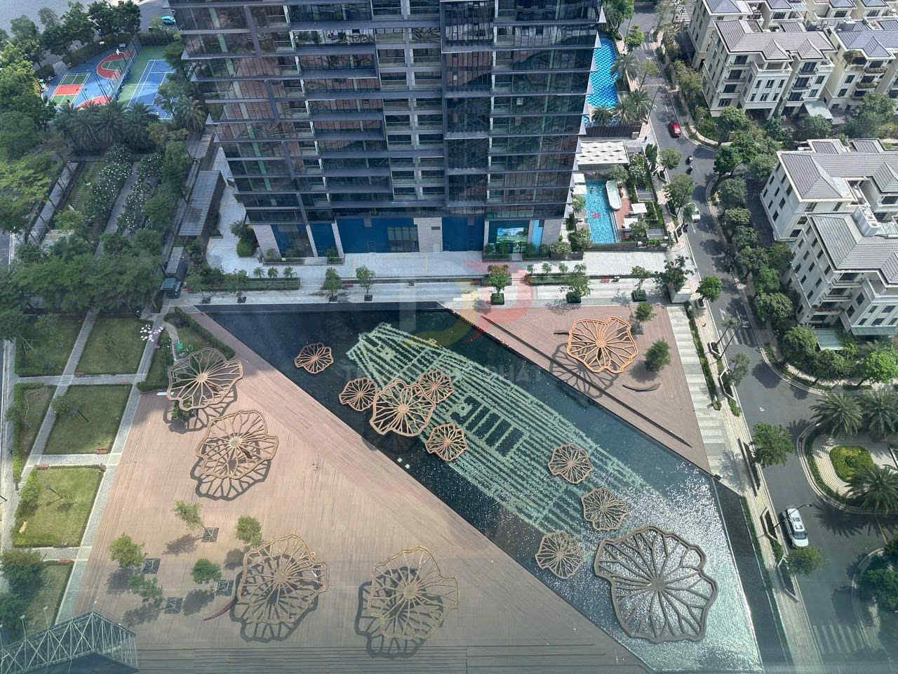 Cho Thuê Căn Hộ Grand Marina Saigon Tòa Sea 1 Phòng Ngủ 60m2 View Công Viên Lotus Lá Sen Và Sông Sài Gòn Nội Thất Cơ Bản Cao Cấp