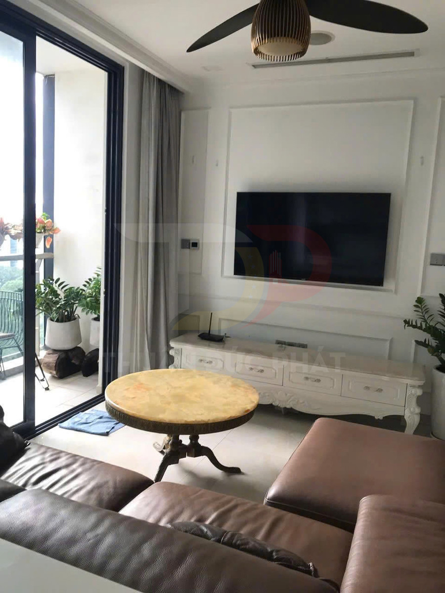 Cho thuê căn hộ Aqua 1 Vinhomes Golden River 3 phòng ngủ, 110 mét vuông, giá 42 triệu đồng