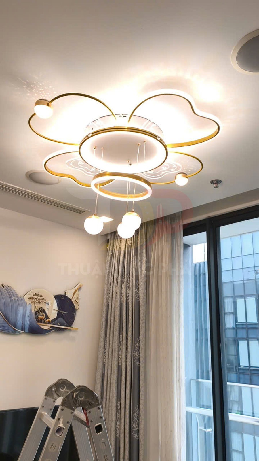 Cho thuê căn hộ Aqua 2 Vinhomes Golden River 68,6 m², 2 phòng ngủ, giá 28 triệu đồng mỗi tháng