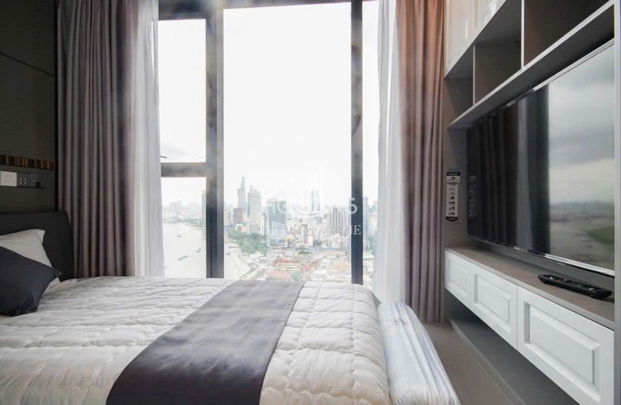 Bán căn hộ Vinhomes Golden River Aqua 2 2 phòng ngủ full nội thất view trực diện sông và Bitexco giá 27 tỷ all in