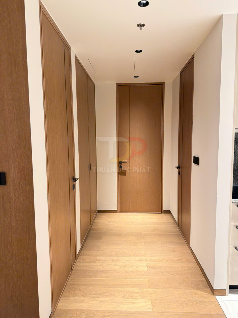 Bán căn hộ Grand Marina Saigon Sea 2 phòng ngủ 2 phòng tắm diện tích 90m2 view sông 3 mặt lá sen Thảo Cầm Viên giá 31 tỷ