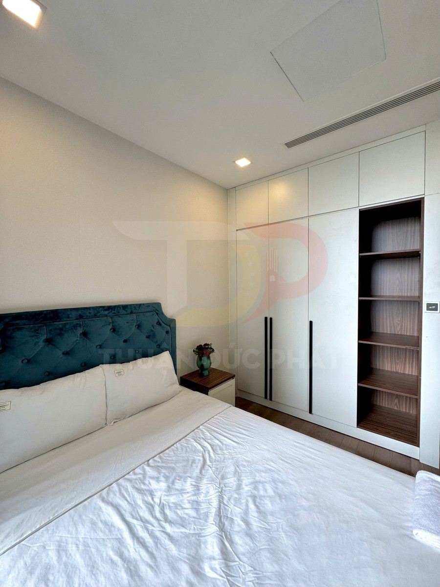 Cho Thuê Căn Hộ Vinhomes Central Park Park 7 Diện Tích 109m2, Nội Thất Đầy Đủ, Giá 38 Triệu Net, Đang Trống