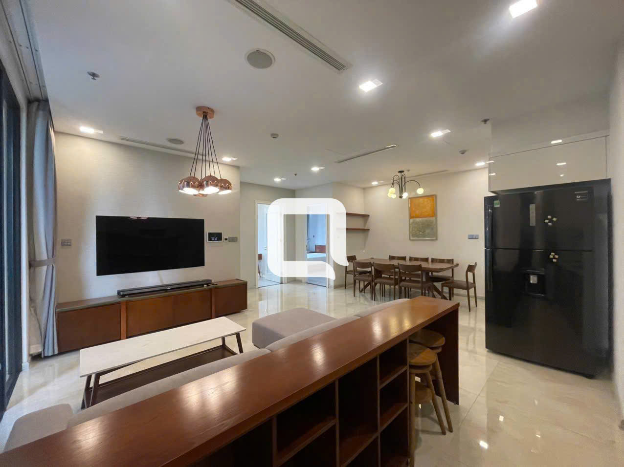 Cho thuê căn hộ Vinhomes Golden River Aqua 2 3 phòng ngủ full nội thất view sông thành phố Thảo Cầm Viên giá 36 triệu net