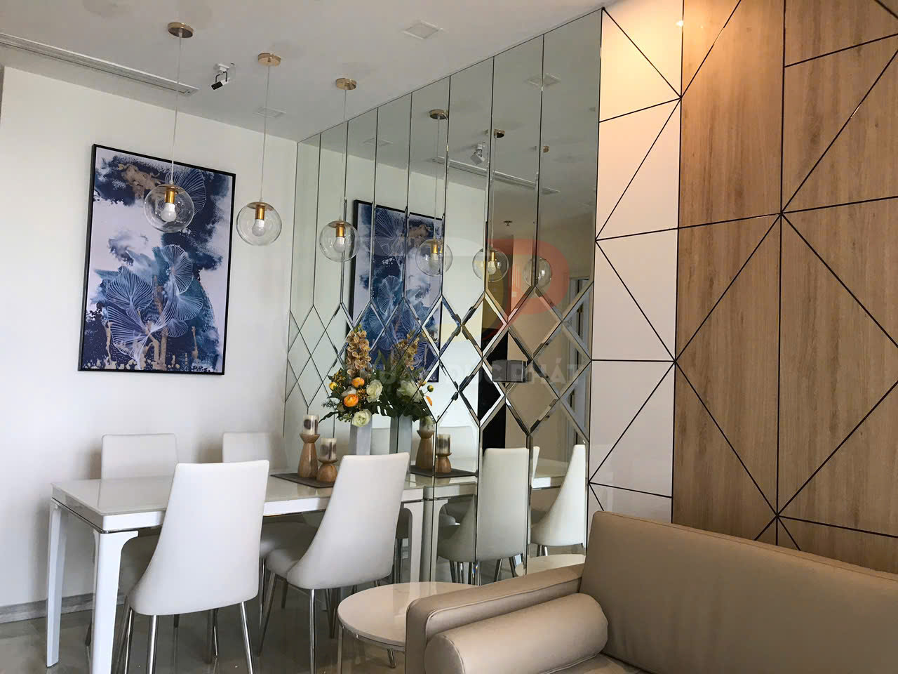 Cho thuê căn hộ Vinhomes Golden River Aqua 1 full nội thất 1 phòng ngủ view nội khu thành phố giá 23 triệu net