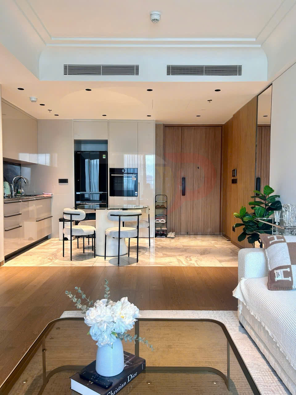 Cho thuê căn hộ Grand Marina Saigon tòa Sea 2 phòng ngủ 92 mét vuông view sông giá 80 triệu đồng