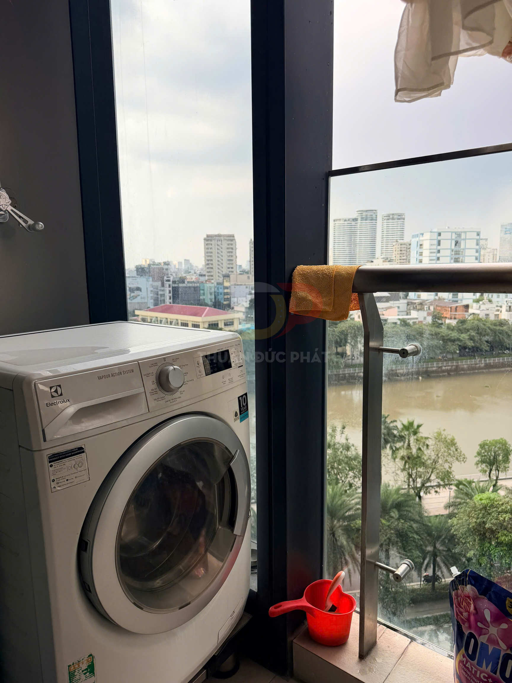 Bán Căn Hộ Vinhomes Golden River Tòa Aqua 1 Diện Tích 48,7 m2 View Sông Sài Gòn Tuyệt Đẹp