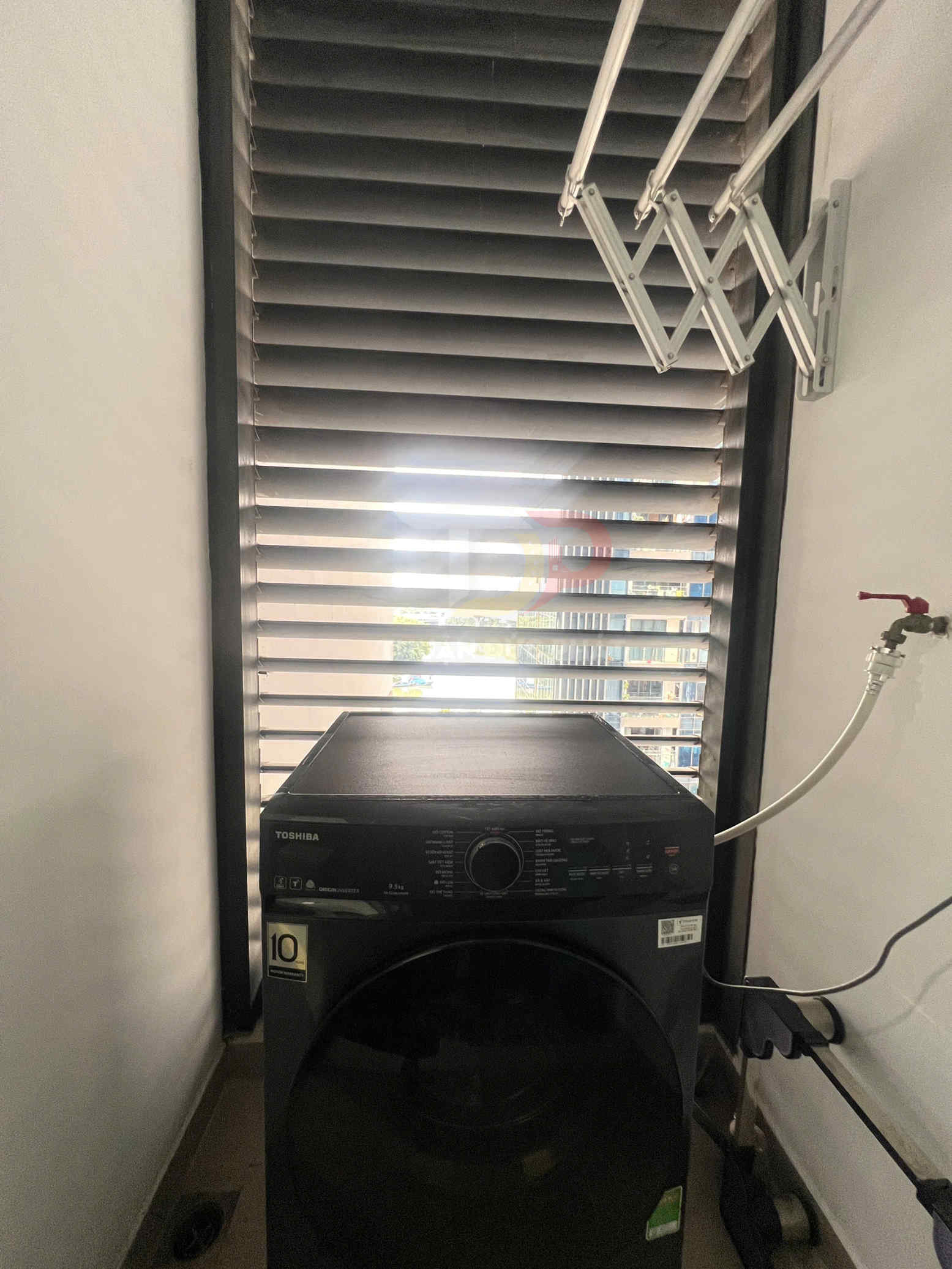 Bán căn hộ Vinhomes Golden River Aqua 2 full nội thất 2 phòng ngủ view Landmark 81 giá 11.5 tỷ chi tiết đầy đủ nhất