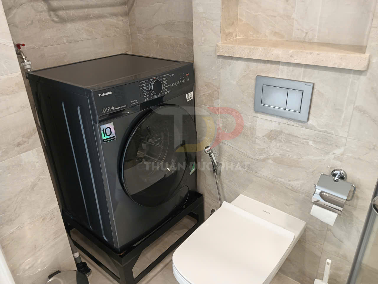 Bán căn hộ 1 phòng ngủ Vinhomes Golden River Aqua 3 full nội thất view thành phố và Thảo Cầm Viên giá 10.5 tỷ