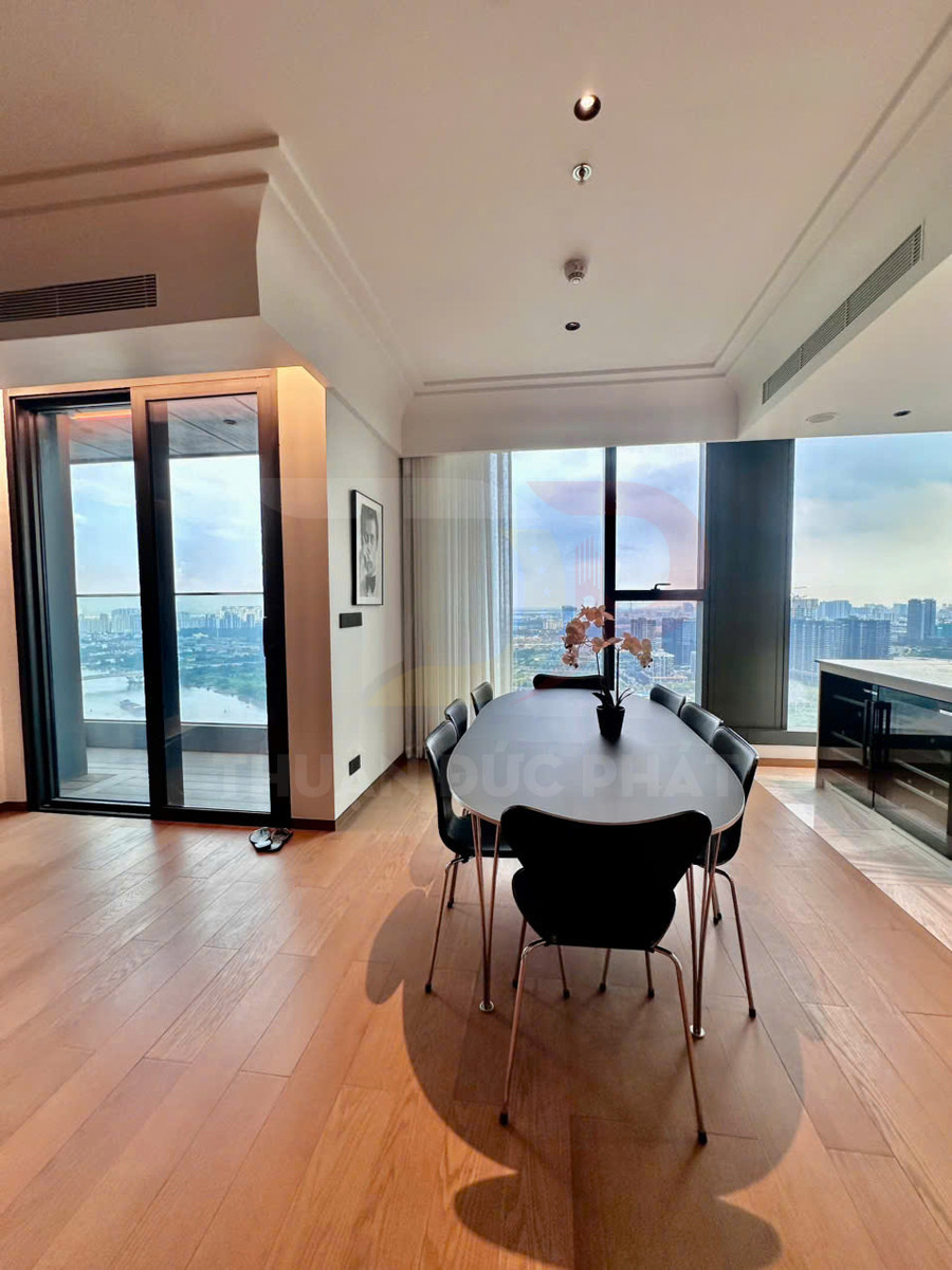 Cho thuê căn hộ 4 phòng ngủ 170 mét vuông tại tòa Sea Grand Marina Sài Gòn, nội thất hoàn thiện, vào ở ngay