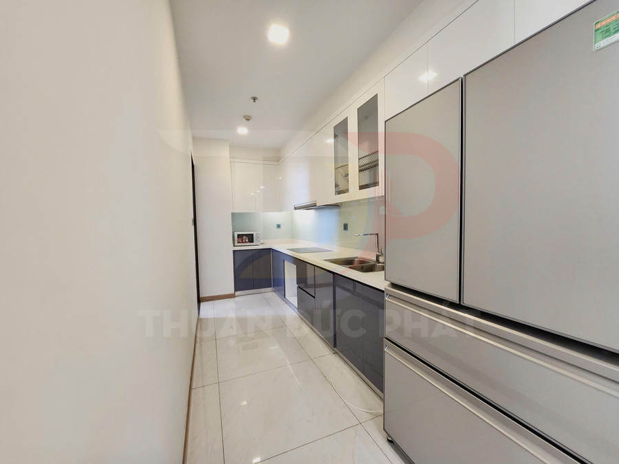 Bán căn hộ Park 4 Vinhomes Central Park 3 phòng ngủ cộng 1, diện tích 117 mét vuông, giá 17,8 tỷ đồng trọn gói