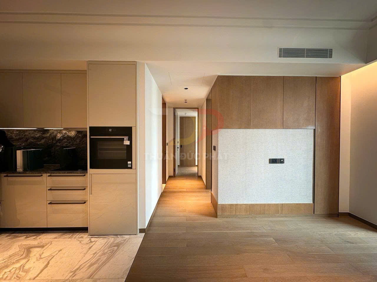 Cho Thuê Căn Hộ Grand Marina Saigon Tòa Sea 1 Phòng Ngủ 60m2 View Công Viên Lotus Lá Sen Và Sông Sài Gòn Nội Thất Cơ Bản Cao Cấp