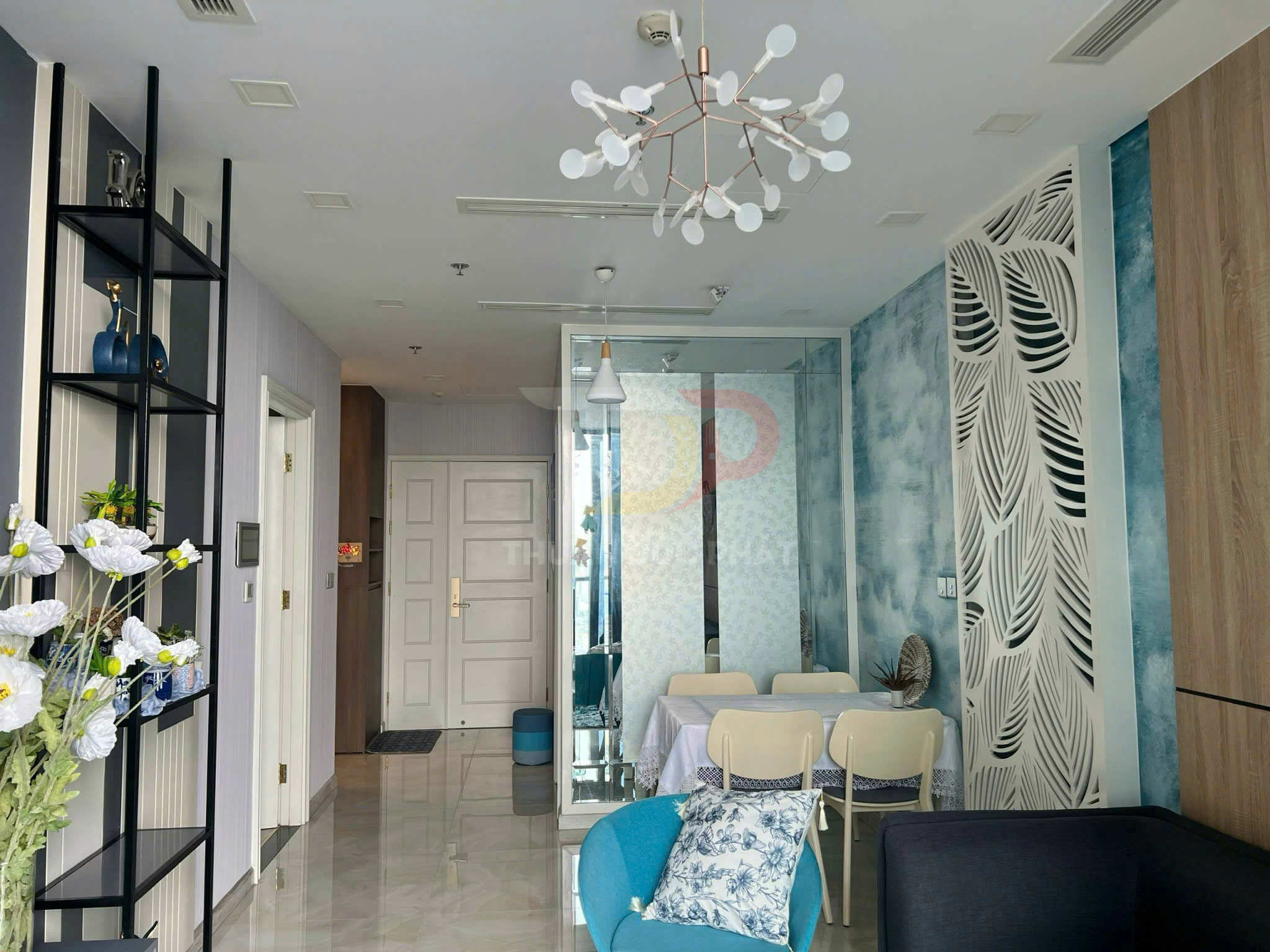 Bán Căn Hộ Vinhomes Golden River Aqua 1 1 Phòng Ngủ 48,7 Mét Vuông View Sông Thành Phố Full Nội Thất Giá 10,2 Tỷ