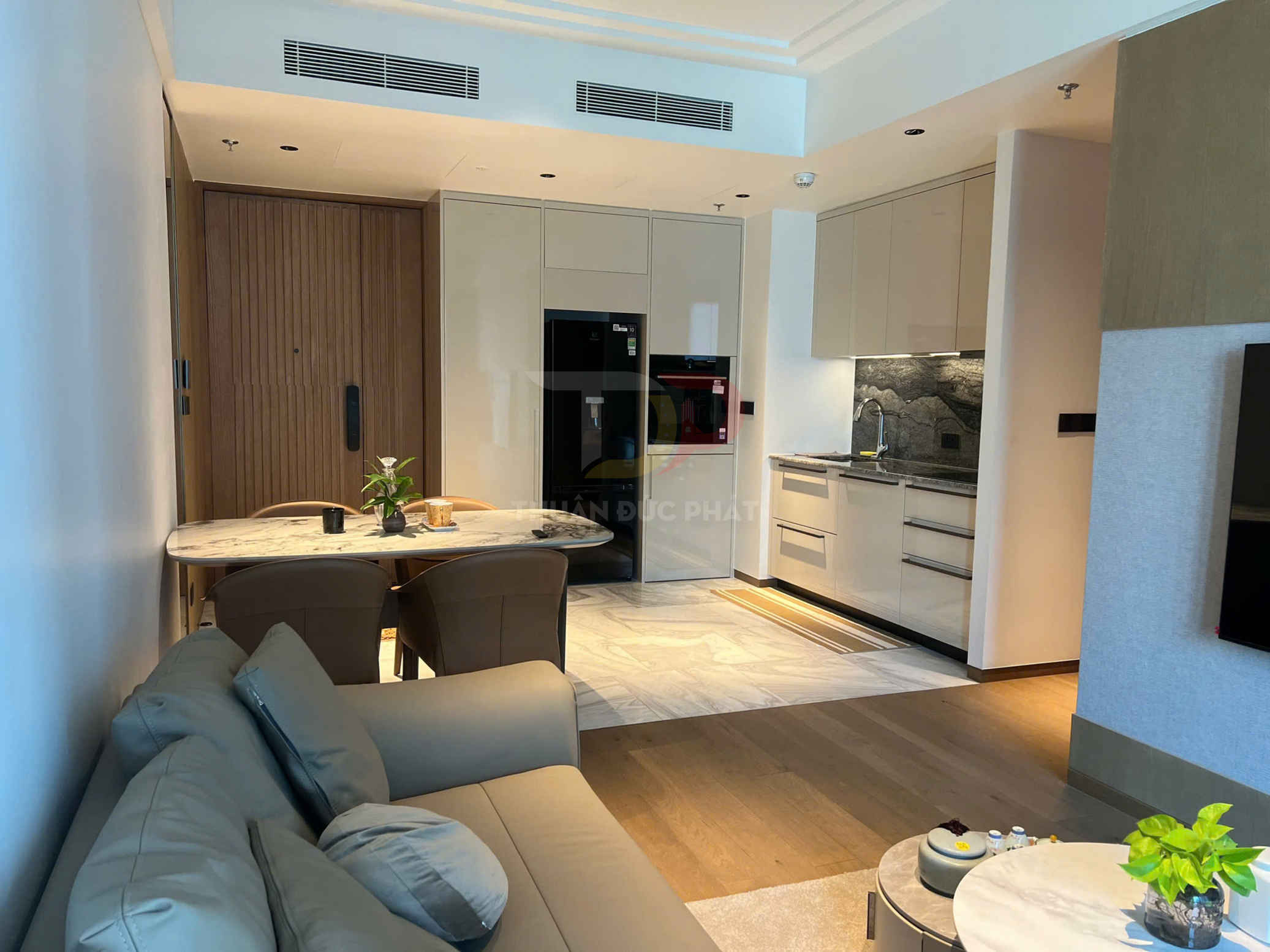 Cho Thuê Căn Hộ Grand Marina Saigon Sea 1 Phòng Ngủ View Sông Full Nội Thất Cao Cấp Giá 50 Triệu