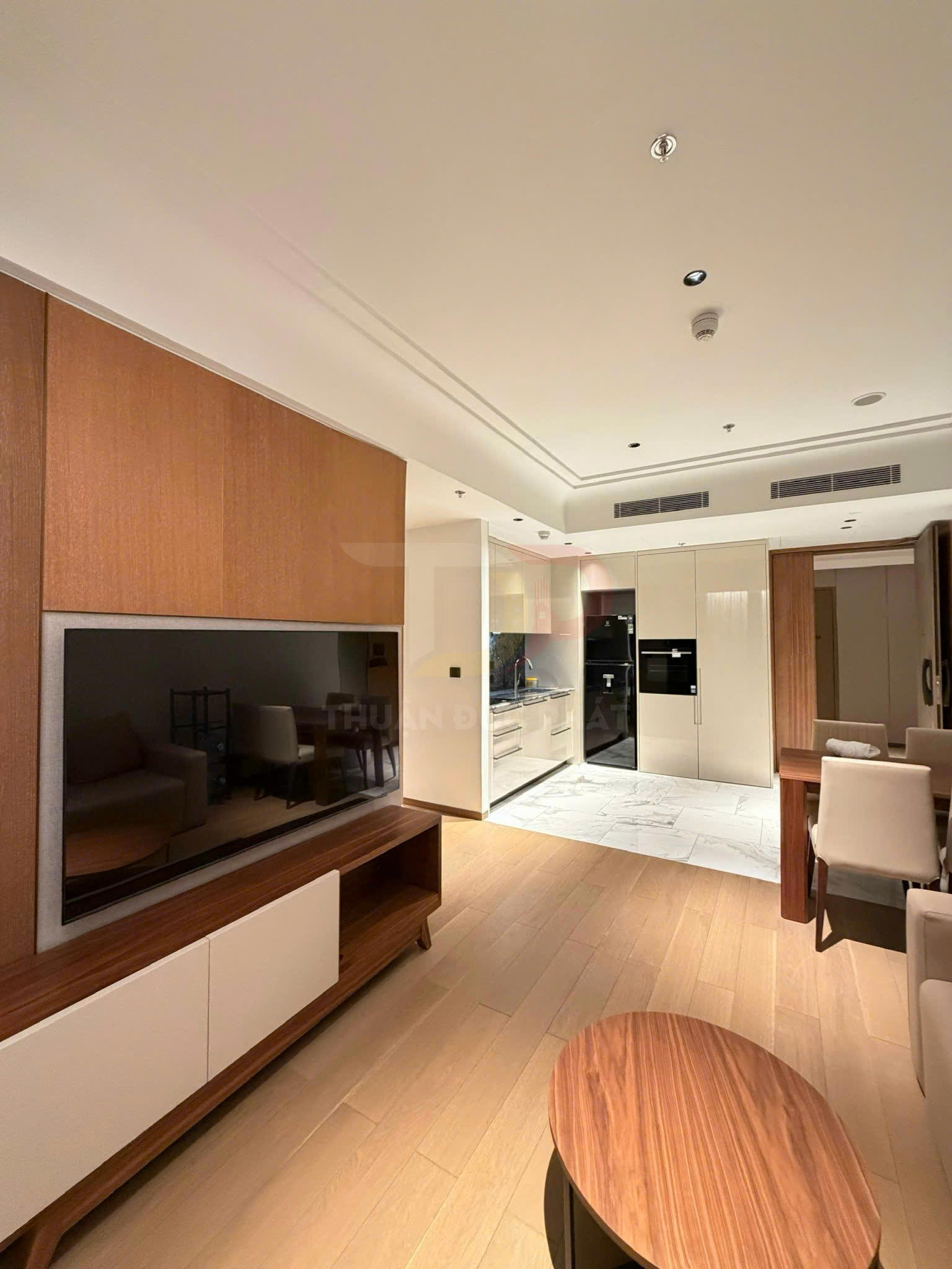 Cho thuê căn hộ Grand Marina Sài Gòn tòa Sea 2 phòng ngủ 92 mét vuông view sông giá 80 triệu đồng