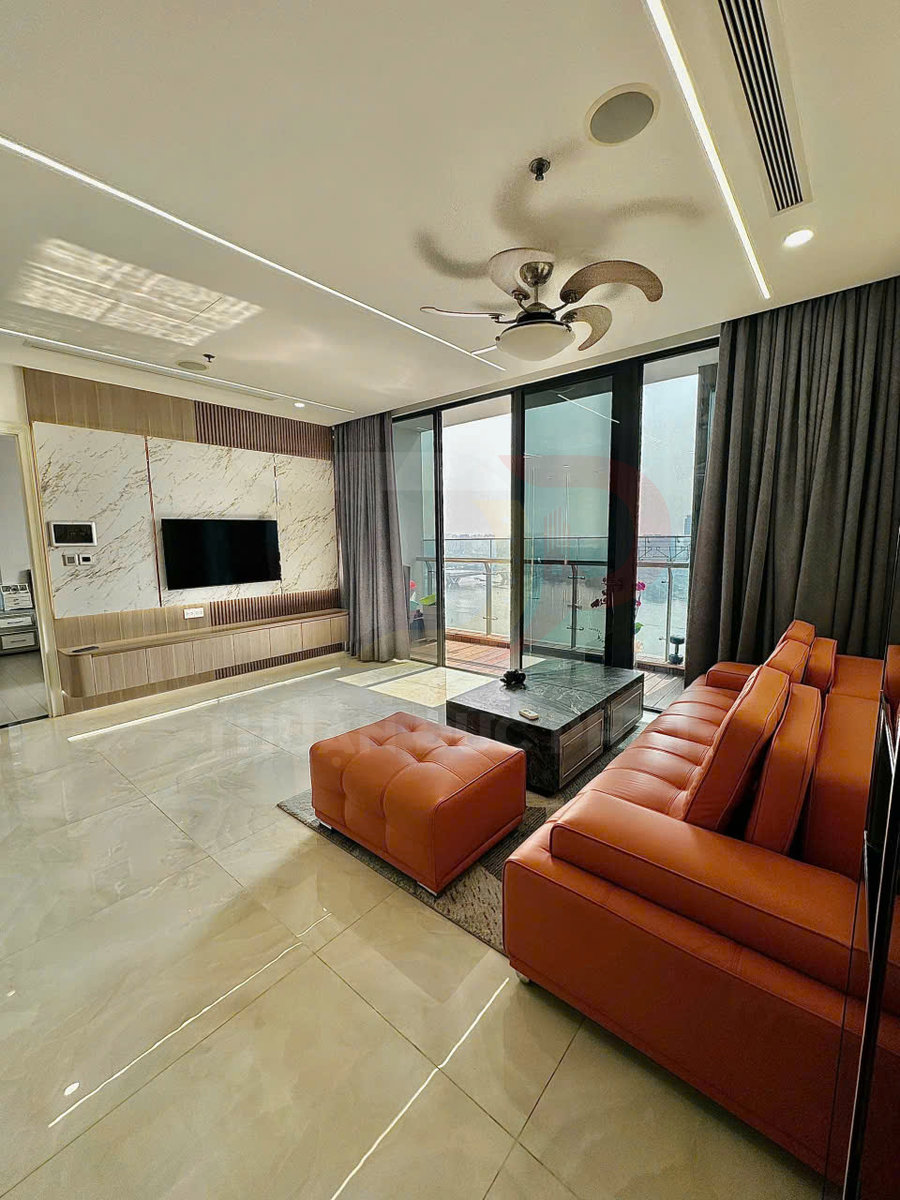 Cho thuê căn hộ 3 phòng ngủ Aqua 1 Vinhomes Golden River 118 mét vuông full nội thất view trực diện sông, thành phố và Bitexco