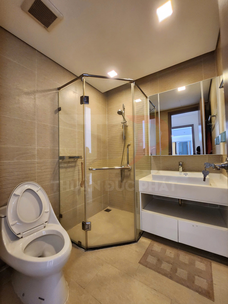 Bán căn hộ Park 4 Vinhomes Central Park 3 phòng ngủ cộng 1, diện tích 117 mét vuông, giá 17,8 tỷ đồng trọn gói