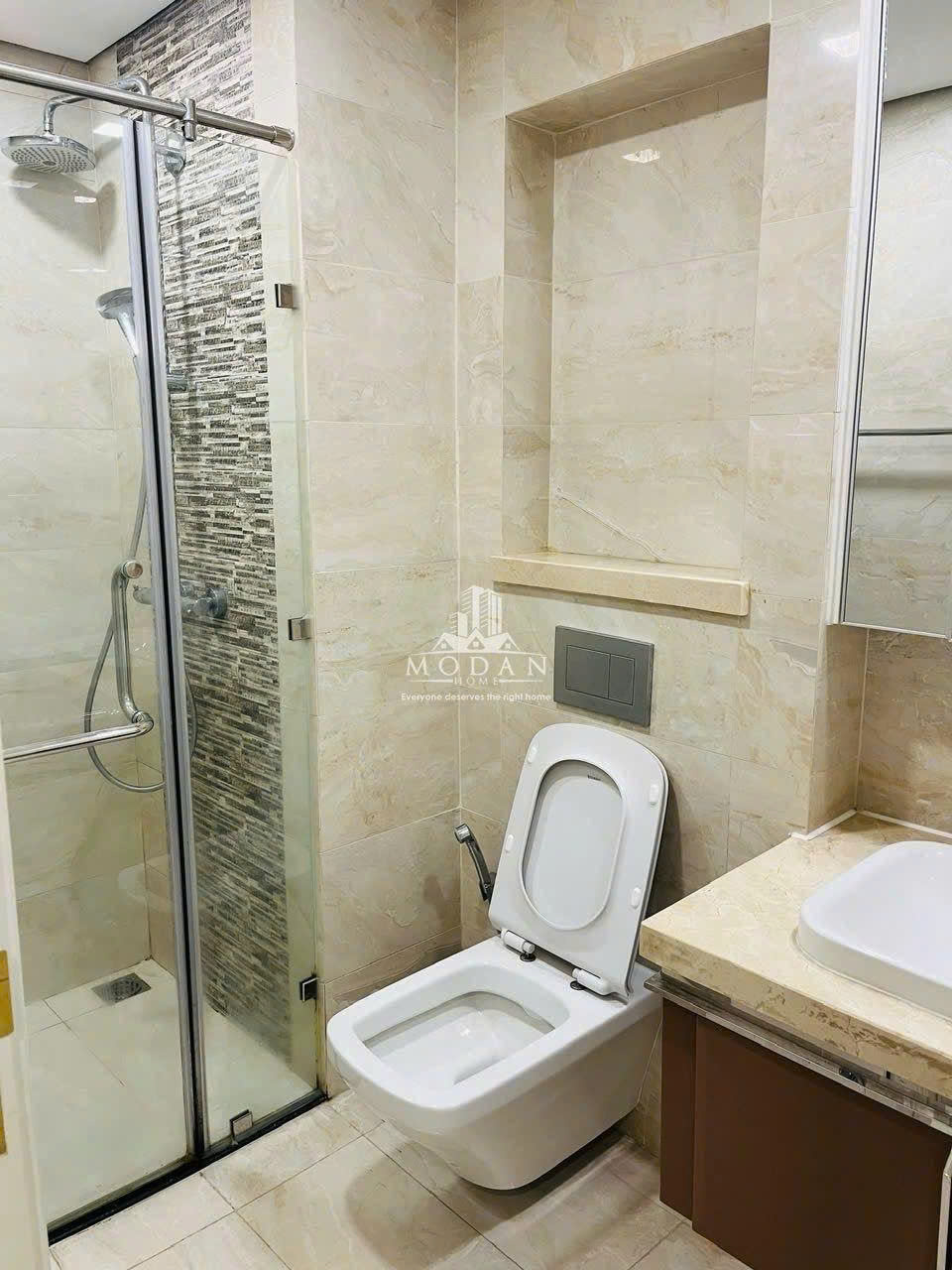 Cho Thuê Căn Hộ Vinhomes Golden River Aqua 1 1 Phòng Ngủ Full Nội Thất View Bitexco Giá Tốt 24 Triệu