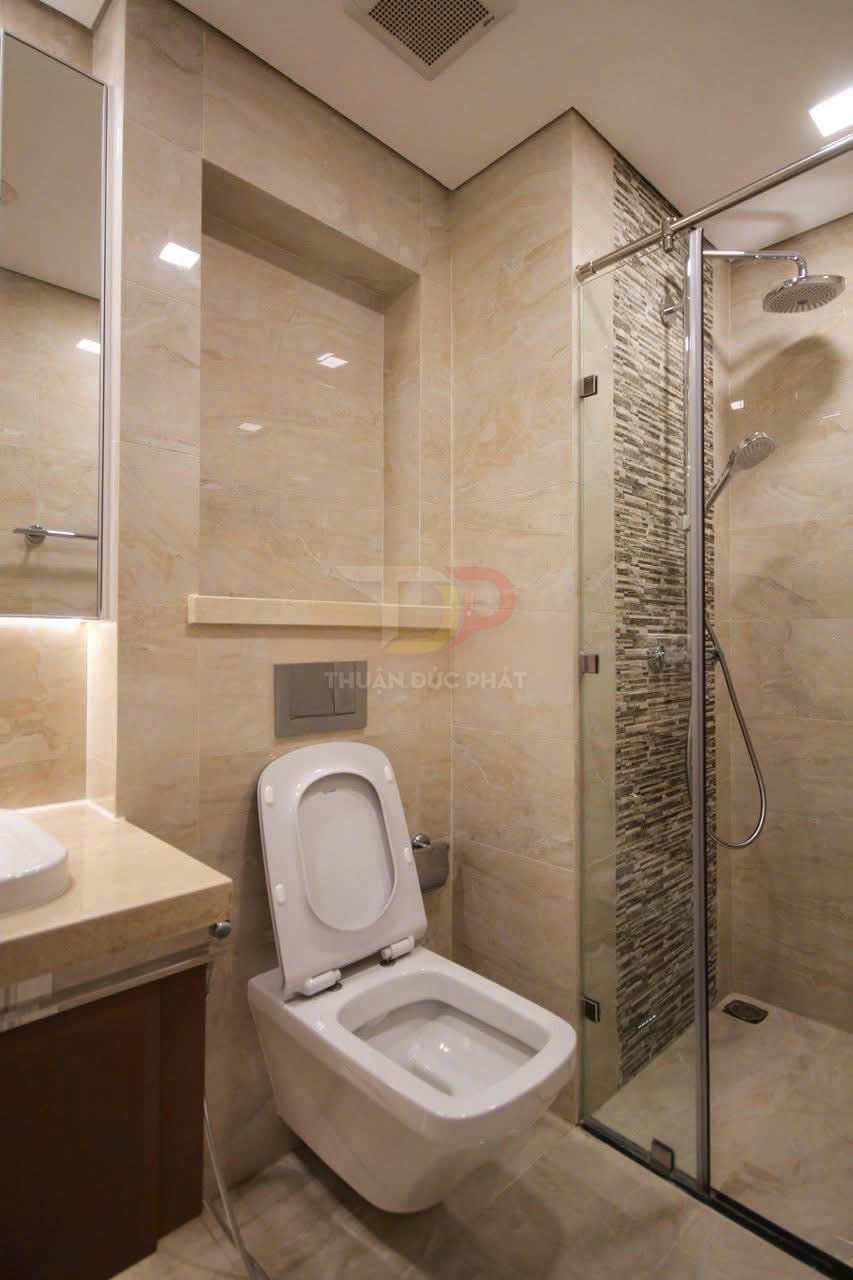 Cho thuê căn hộ Vinhomes Golden River Aqua 1 một phòng ngủ full nội thất view xéo sông và Tòa Central Park